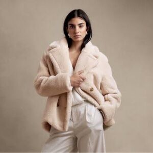 NWTS Banana Republic Cream Teddy Coat M